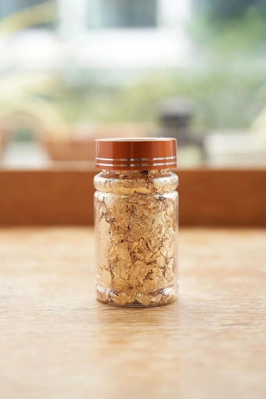 金箔 フレーク ガラス容器入り　　3個 syokufureku3.jpg